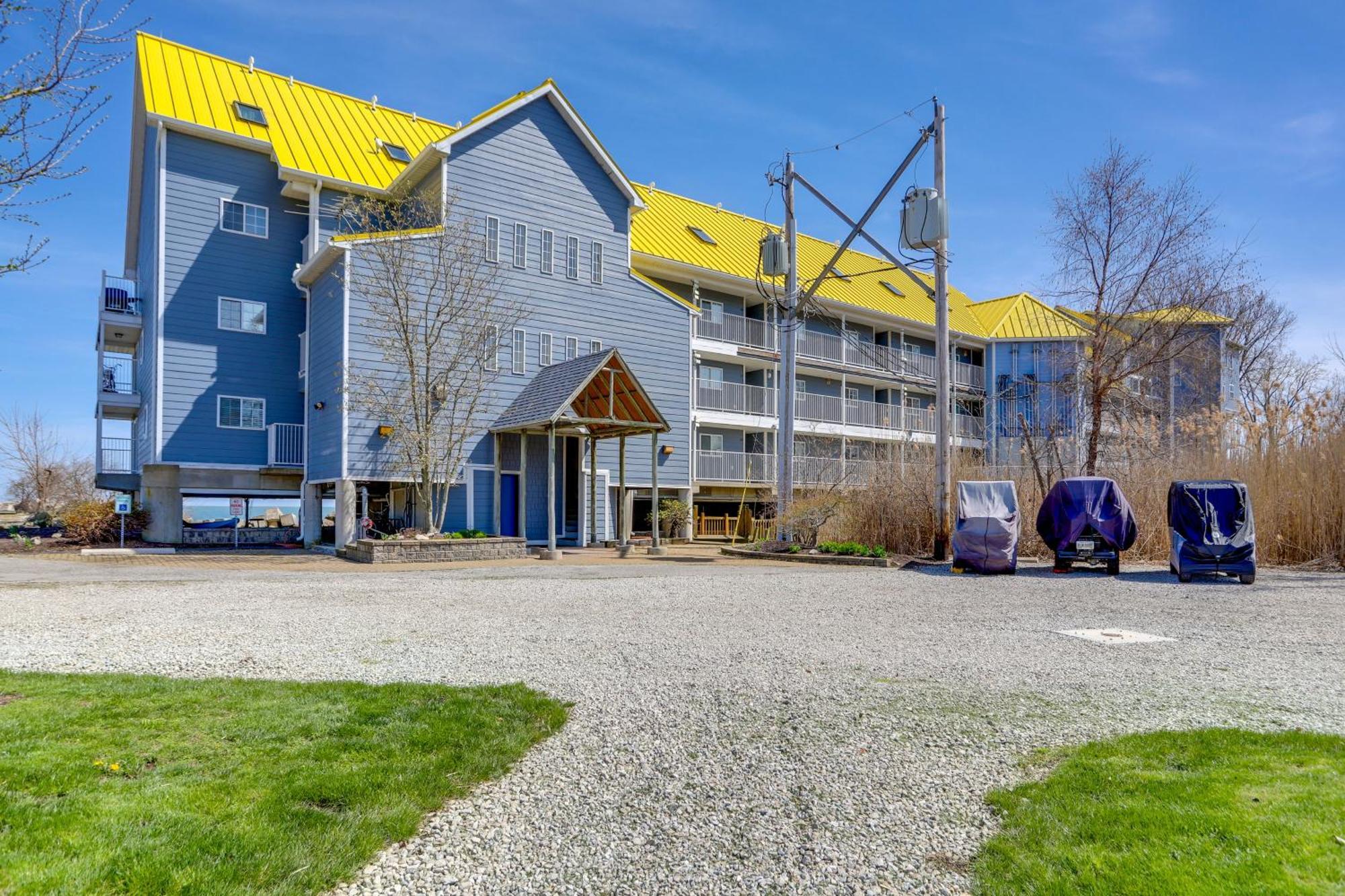 Cozy Middle Bass Island Getaway On Lake Eerie! Put-in-Bay Exteriör bild